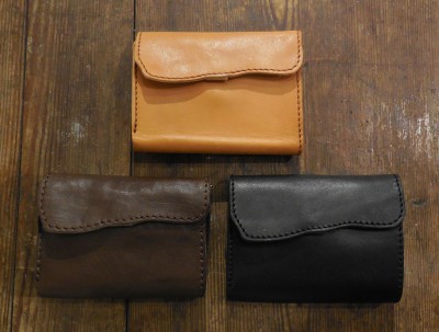 Barns outfitters / Oil washed "TOCHIGI" Leather wallet
